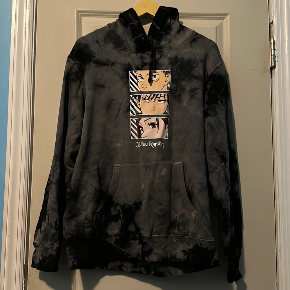 ⭐️Episode x Jujutsu Kaisen Stacked Black Tie Dye Hoodie⭐️